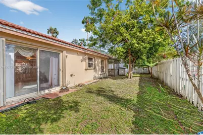 1306 NW 125th Ter, Sunrise, FL 33323 - Photo 30
