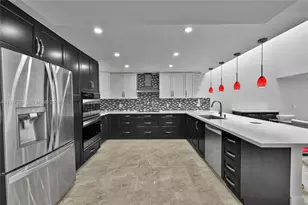 310 Poinciana Dr, Sunny Isles Beach, FL 33160 - Photo 18