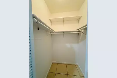 1330 NW 5th St #1, Miami, FL 33125 - Photo 12