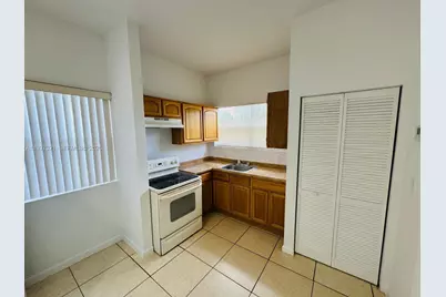 1330 NW 5th St #1, Miami, FL 33125 - Photo 10