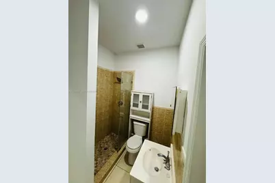 1330 NW 5th St #1, Miami, FL 33125 - Photo 6