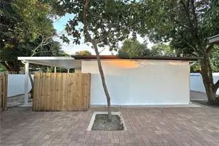 1211 W 34th St, Hialeah, FL 33012 - Photo 14