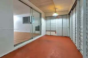 3033 NW 43rd Ave, Lauderdale Lakes, FL 33313 - Photo 8