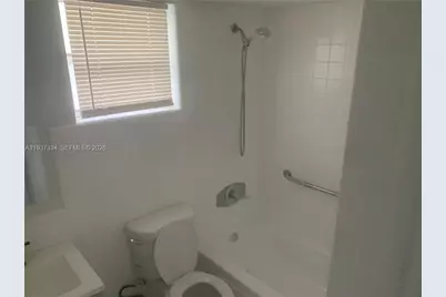 1035 N Andrews Ave #4, Fort Lauderdale, FL 33311 - Photo 2