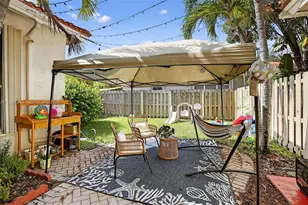 13174 NW 9th Ct, Pembroke Pines, FL 33028 - Photo 42