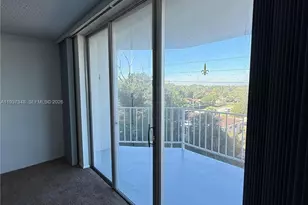 16740 NE 9th Ave, North Miami Beach, FL 33162 - Photo 14