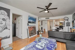 1638 Embassy Dr, West Palm Beach, FL 33401 - Photo 6