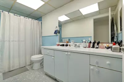 6940 Miami Gardens Dr #1-531, Hialeah, FL 33015 - Photo 10