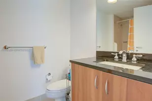 300 S Biscayne Blvd, Miami, FL 33131 - Photo 20