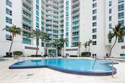 300 S Biscayne Blvd #L-428, Miami, FL 33131 - Photo 22