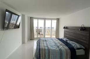 1717 N Bayshore Dr, Miami, FL 33132 - Photo 12