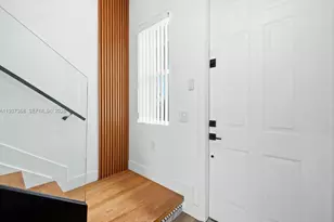 1705 Johnson St, Hollywood, FL 33020 - Photo 2