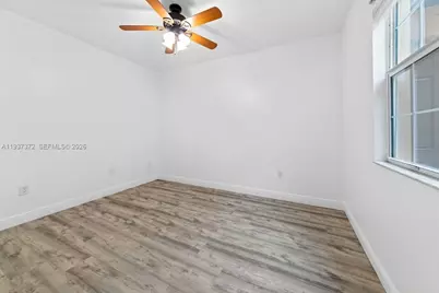 1228 SW 147th Ave, Pembroke Pines, FL 33027 - Photo 6