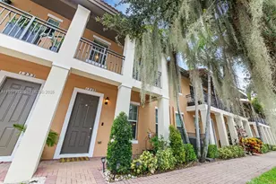 1228 SW 147th Ave, Pembroke Pines, FL 33027 - Photo 2