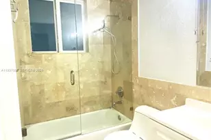 7171 Bay Dr, Miami Beach, FL 33141 - Photo 8
