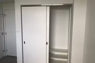 16385 Biscayne Blvd, North Miami Beach, FL 33160 - Photo 18