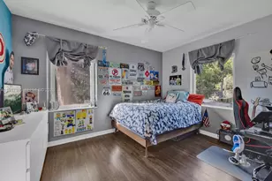 11660 NE 8th Ave, Biscayne Park, FL 33161 - Photo 18