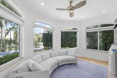 4490 Royal Palm Ave, Miami Beach, FL 33140 - Photo 6