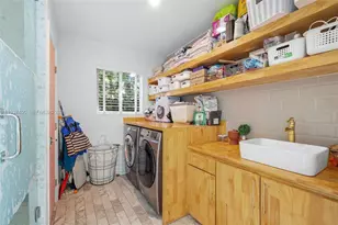 4490 Royal Palm Ave, Miami Beach, FL 33140 - Photo 12