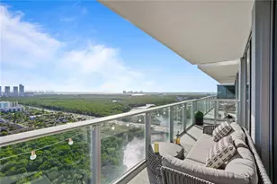 16385 Biscayne Blvd, North Miami Beach, FL 33160 - Photo 28