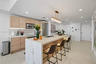 16385 Biscayne Blvd, North Miami Beach, FL 33160 - Photo 6