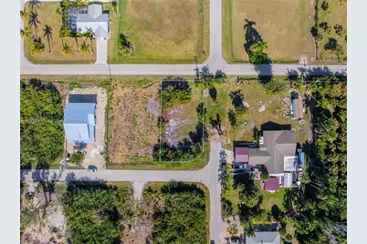 7324 Cobb Rd, Other City - In The State Of Florida, FL 33922 - Photo 20