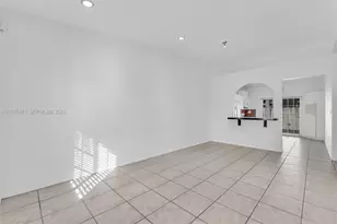 7665 NW 183rd Terrace, Hialeah, FL 33015 - Photo 2