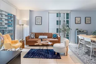 31 SE 6th St, Miami, FL 33131 - Photo 4