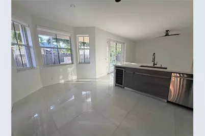 1570 Elm Grove Rd, Weston, FL 33327 - Photo 10