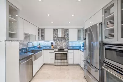 5225 Collins Ave #1221, Miami Beach, FL 33140 - Photo 46
