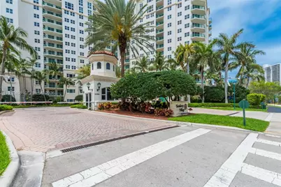 20000 E Country Club #1209, Sunny Isles Beach, FL 33180 - Photo 36