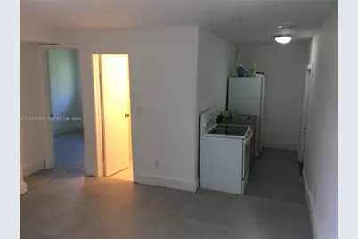 2612 NE 206th St, Miami, FL 33180 - Photo 1