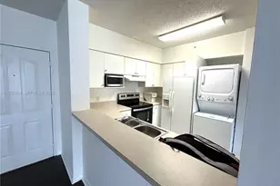 5091 NW 7th St, Miami, FL 33126 - Photo 4