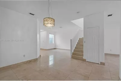 8643 NW 112th Pl #8643, Doral, FL 33178 - Photo 6