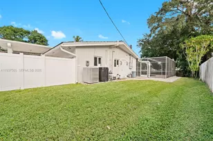 400 SW 62nd Ave, Plantation, FL 33317 - Photo 30