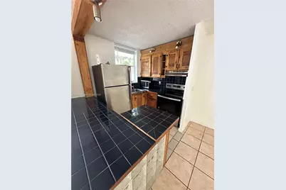 1801 S Treasure Dr #323, North Bay Village, FL 33141 - Photo 1