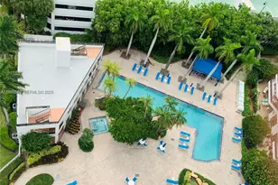 3600 Mystic Pointe Dr, Aventura, FL 33180 - Photo 38