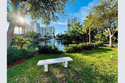 3600 Mystic Pointe Dr #1710, Aventura, FL 33180 - Photo 32