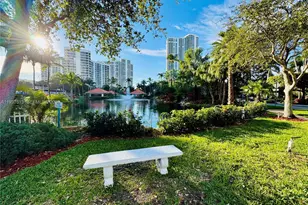 3600 Mystic Pointe Dr, Aventura, FL 33180 - Photo 32