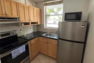 1801 S Treasure Dr, North Bay Village, FL 33141 - Photo 40