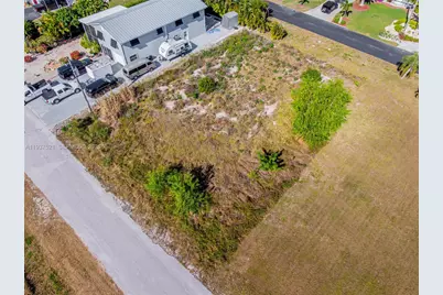 3800 Snowbird Ln, Other City - In The State Of Florida, FL 33956 - Photo 6