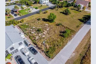 3800 Snowbird Ln, Other City - In The State Of Florida, FL 33956 - Photo 10