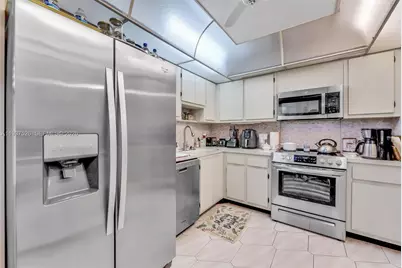 3095 N Course Dr #201, Pompano Beach, FL 33069 - Photo 6