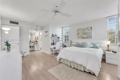 3095 N Course Dr #201, Pompano Beach, FL 33069 - Photo 16