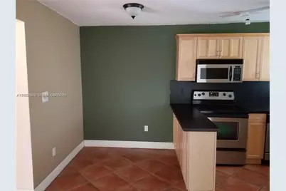 1801 S Treasure Dr #502, North Bay Village, FL 33141 - Photo 1