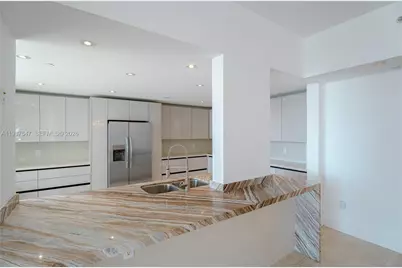 3330 NE 190th St #MPH15, Aventura, FL 33180 - Photo 36