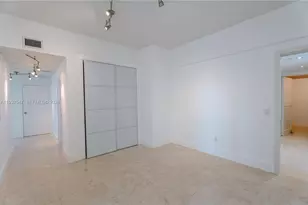 3330 NE 190th St, Aventura, FL 33180 - Photo 38