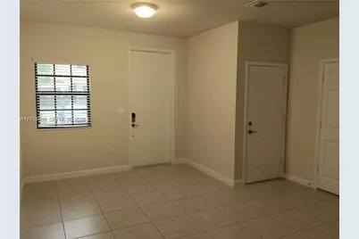 394 NE 37th Ave, Homestead, FL 33033 - Photo 10
