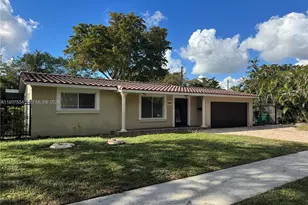 6580 Lake Blue Dr, Miami Lakes, FL 33014 - Photo 1