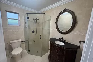 6580 Lake Blue Dr, Miami Lakes, FL 33014 - Photo 8